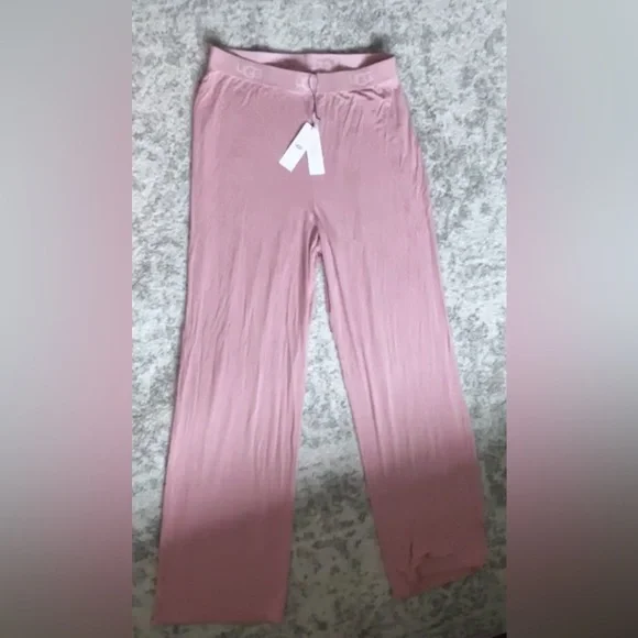 NWT UGG Women's Pink Lounge pants in Blush Pink Size: Large - Picture 3 of 5